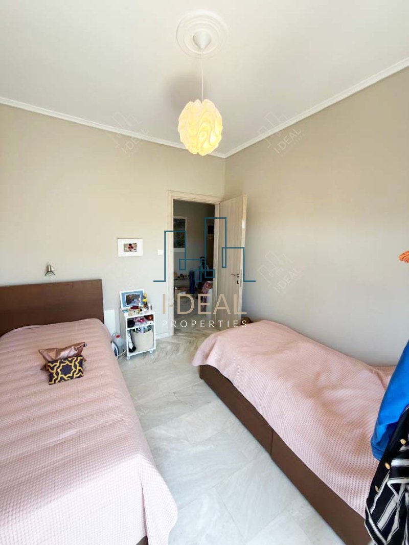 Luxus Penthouse zum Verkauf im Zentrum von Peraia mit Panoramablick auf das Meer · Foto 21