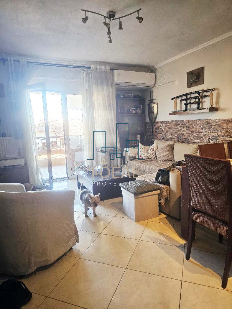 Nea Michaniona – Svetao dvostrano orijentisan apartman za prodaju sa 2 spavaće sobe, parking i skladište · fotografija 12