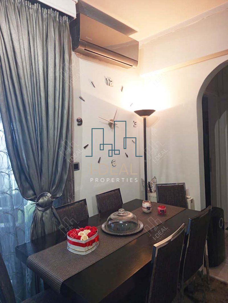 Renovirani apartman na vrhu kamile, parking i otvoren pogled – Centralna Peraija, Solunski · fotografija 10