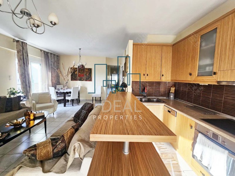Zum Verkauf: Geräumiges Apartment mit 3 Schlafzimmern in ausgezeichnetem Zustand · Foto 6