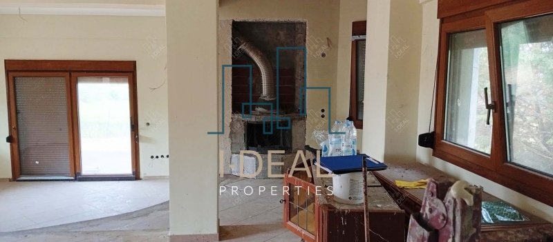 Na prodaju nedovršena kuća u N. Keraziji · fotografija 34