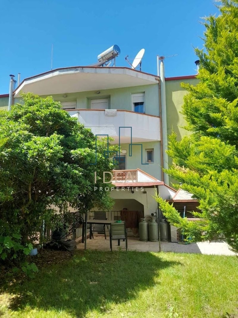Maisonette