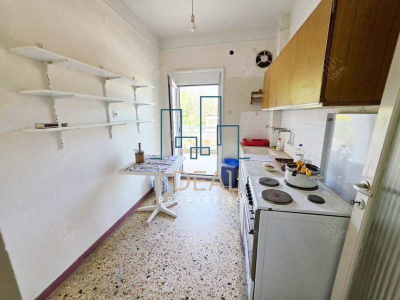 Helle 2nd-Obergeschoss Wohnung zum Verkauf mit Meerblick und Bergblick – nur 150 m vom Strand entfernt · Foto 7