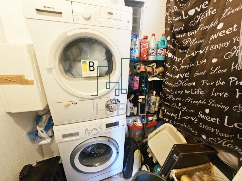 Zum Verkauf: Geräumiges Apartment mit 3 Schlafzimmern in ausgezeichnetem Zustand · Foto 20