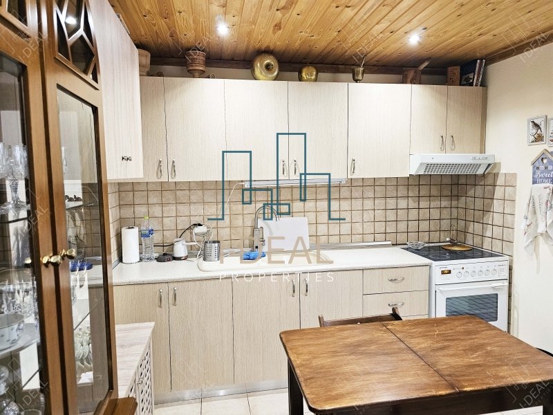 Potpuno renovirana odvojena kuća za prodaju – na zaveri | Samo 350 m od mora · fotografija 20