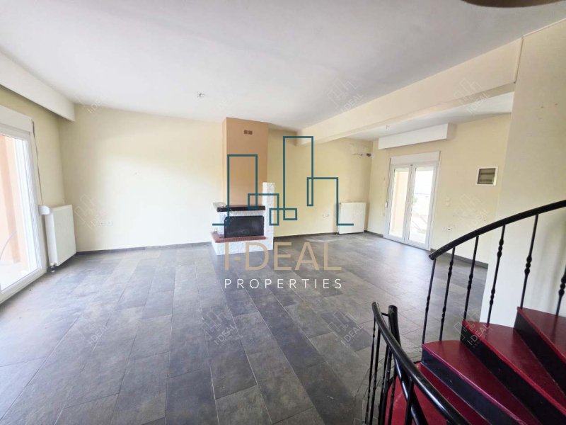 Außergewöhnliche Maisonette zum Verkauf in Nea Michaniona – Seitlicher Meerblick | Privater Parkplatz | Garten · Foto 4