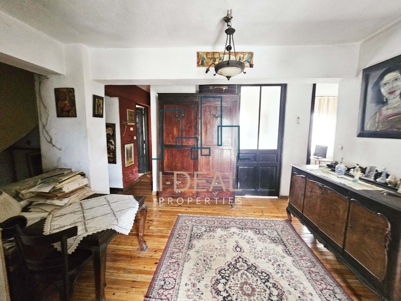 Jedinstvena kuća sa 3 sprata i dvorištem | Trilofos, Mikra · fotografija 66