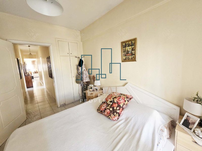 Zum Verkauf: Geräumiges Apartment mit 3 Schlafzimmern in ausgezeichnetem Zustand · Foto 14