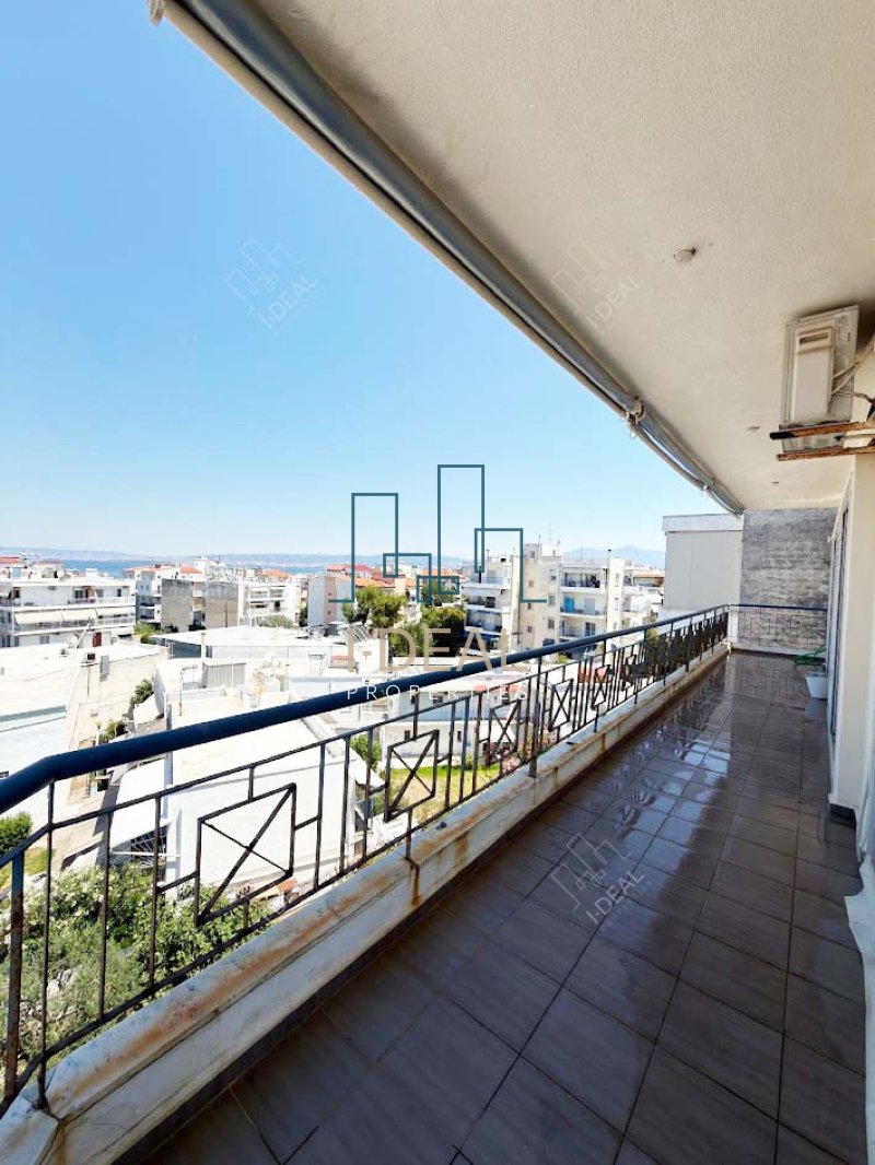 Luxus Penthouse zum Verkauf im Zentrum von Peraia mit Panoramablick auf das Meer · Foto 24
