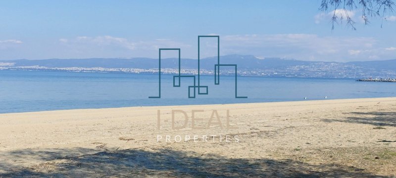 Plac uz more sa 2-Storey zgradom – Prva investiciona mogućnost · fotografija 8