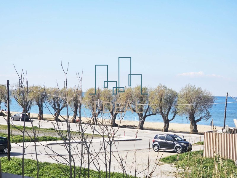 Investicijska nekretnina u blizini mora – potencijal za 9 studija ILI 6 apartmana i krovna terasa · fotografija 3