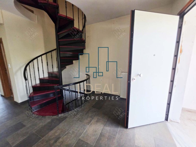 Außergewöhnliche Maisonette zum Verkauf in Nea Michaniona – Seitlicher Meerblick | Privater Parkplatz | Garten · Foto 32