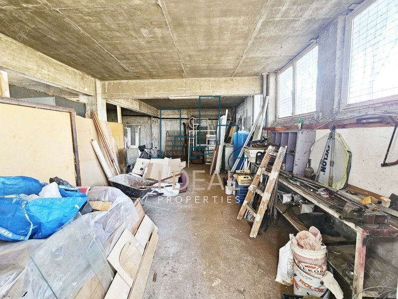 2 podovi su odvojeni od kuće sa baštom | Mikra · fotografija 32