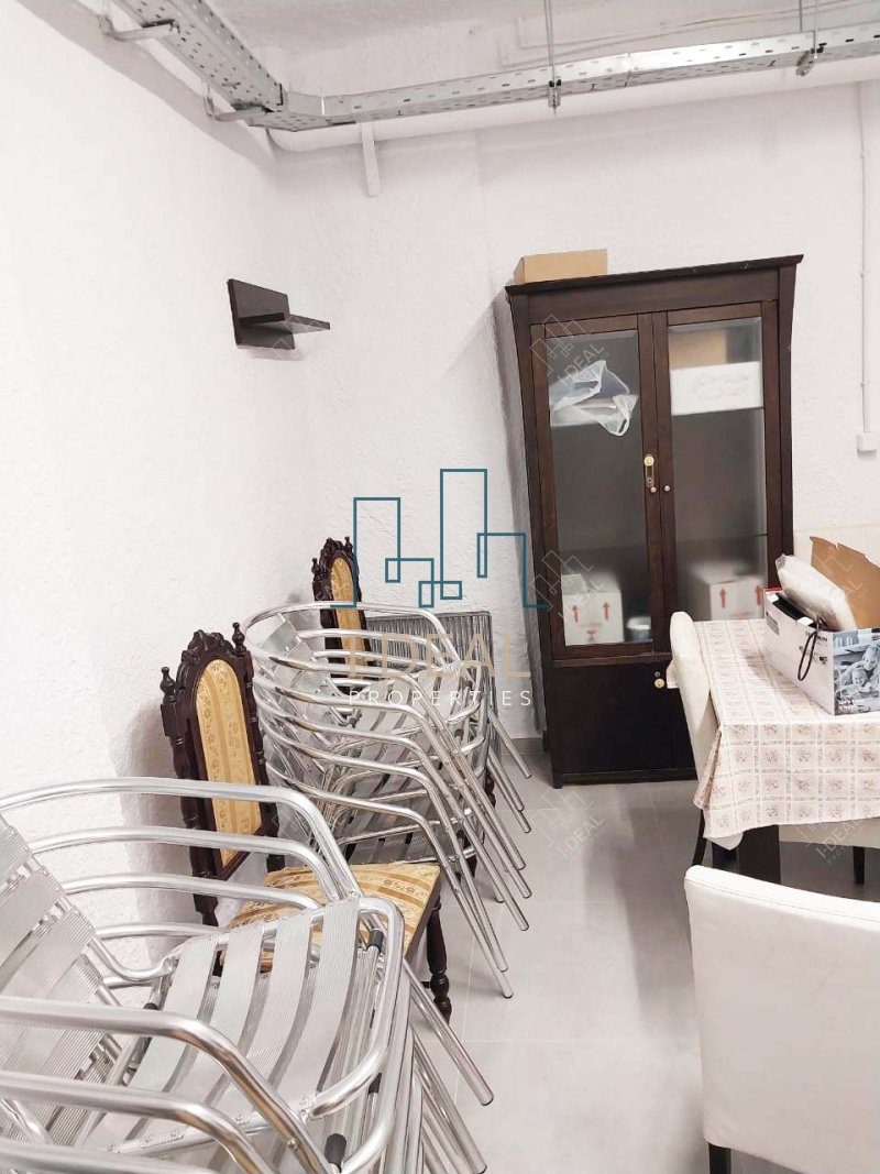 Renoviran ugostiteljski prostor u Perei · fotografija 22