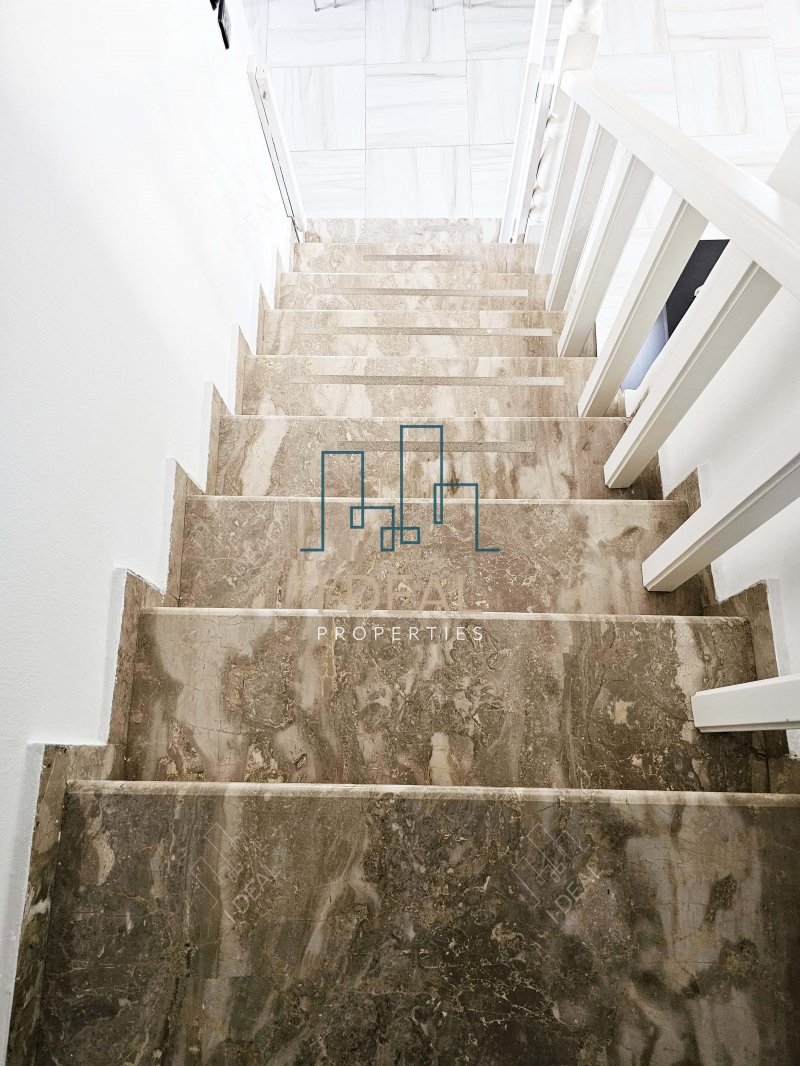 Freistehendes Haus mit 2 Etagen in Trilofo · Foto 39