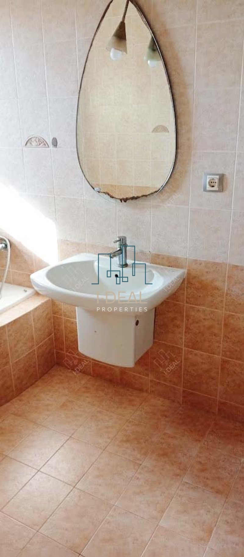 Kuća · fotografija 17