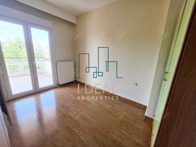 Außergewöhnliche Maisonette zum Verkauf in Nea Michaniona – Seitlicher Meerblick | Privater Parkplatz | Garten · Foto 16