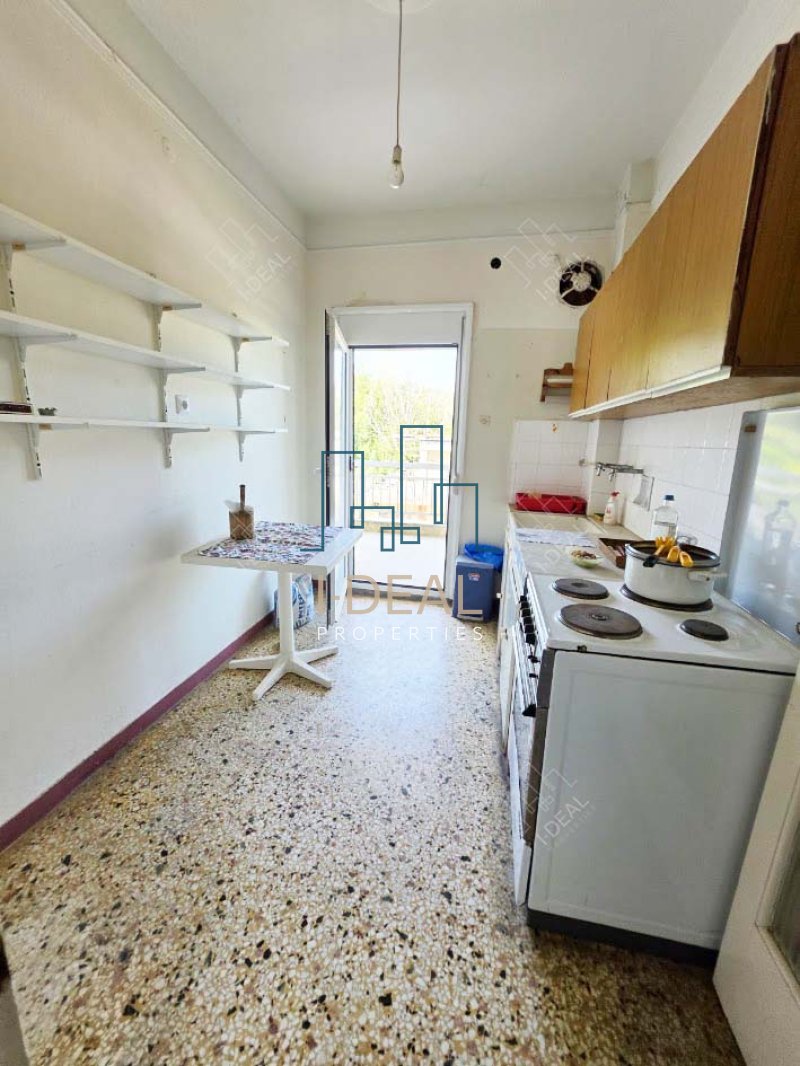 Helle 2nd-Obergeschoss Wohnung zum Verkauf mit Meerblick und Bergblick – nur 150 m vom Strand entfernt · Foto 15