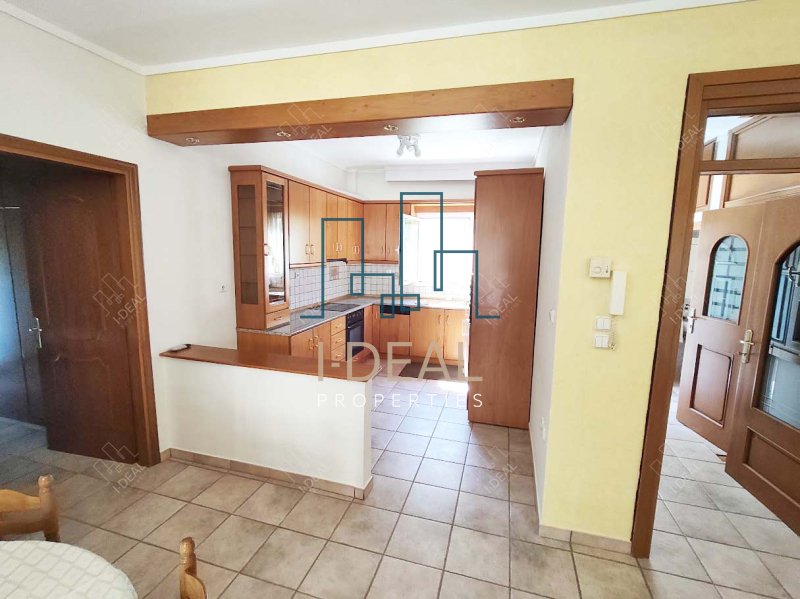 Voll möbliert Erhöhte Erdgeschoss-Wohnung zum Verkauf in Ano Neoi Epitates | Keine gemeinsamen Gebühren | Option für ein zweites Schlafzimmer · Foto 2