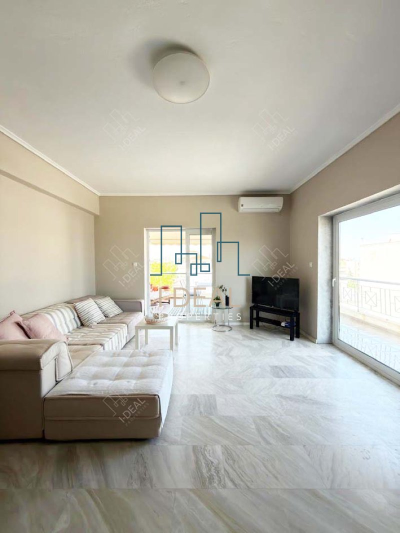 Luxus Penthouse zum Verkauf im Zentrum von Peraia mit Panoramablick auf das Meer · Foto 4