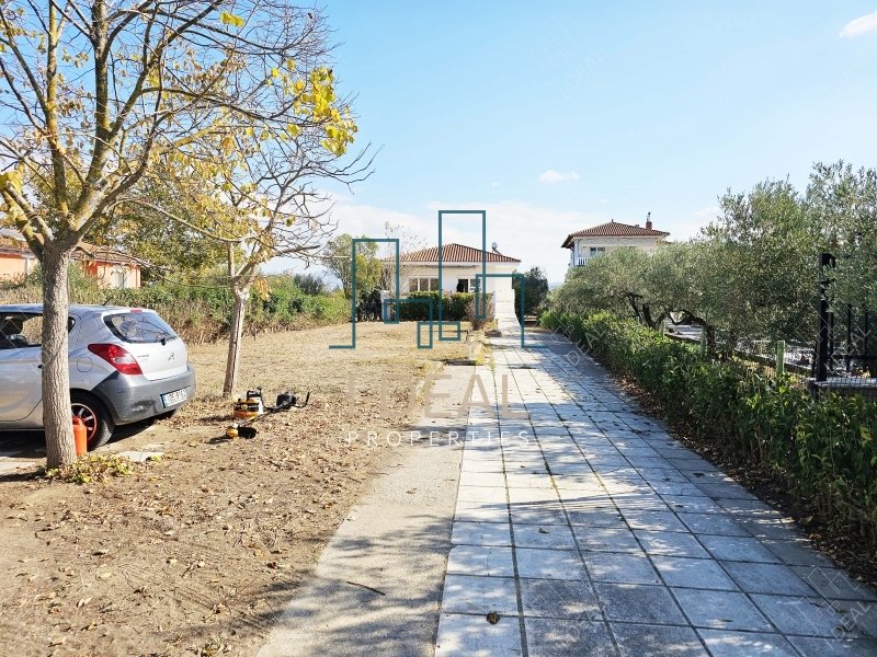 2 podovi su odvojeni od kuće sa baštom | Mikra · fotografija 13