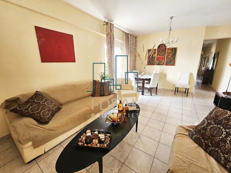 Zum Verkauf: Geräumiges Apartment mit 3 Schlafzimmern in ausgezeichnetem Zustand · Foto 22