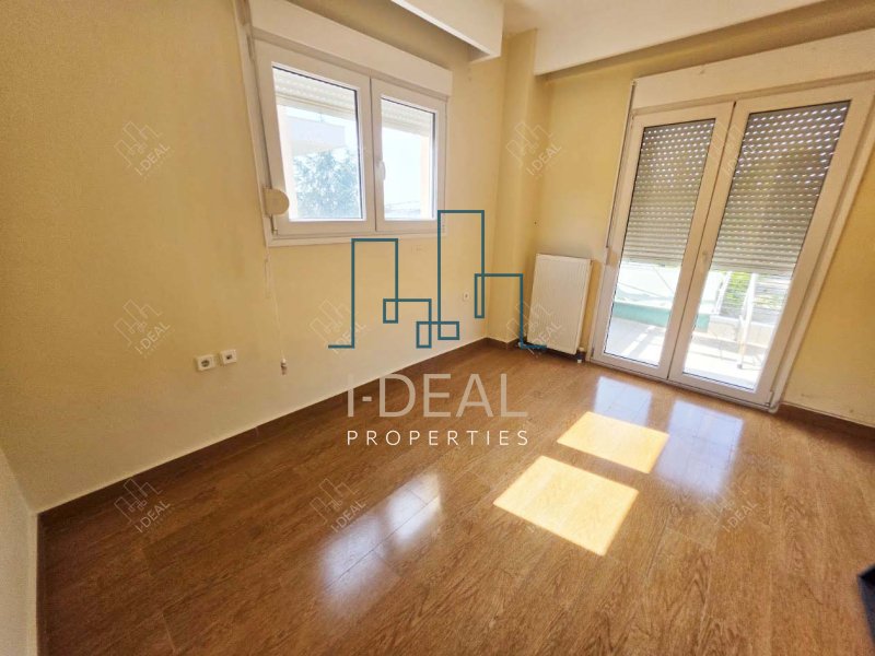 Außergewöhnliche Maisonette zum Verkauf in Nea Michaniona – Seitlicher Meerblick | Privater Parkplatz | Garten · Foto 15