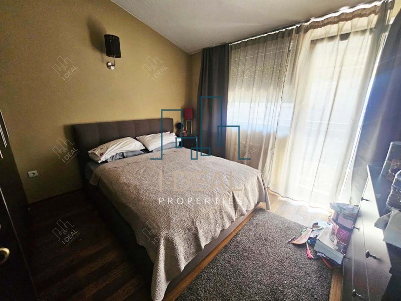 Kuća sa odvojenim stanom i vrtom u Perei · fotografija 18