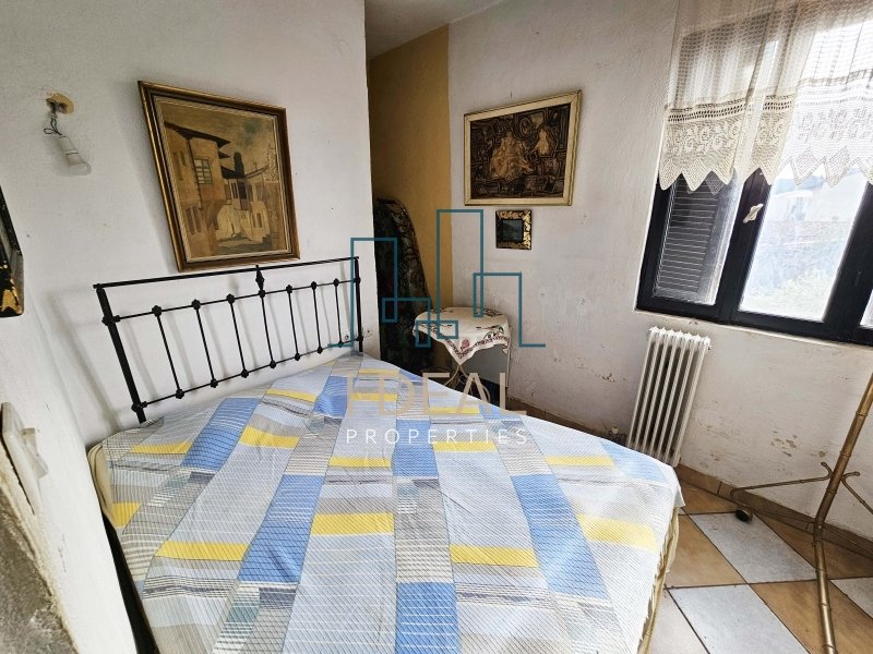 Jedinstvena kuća sa 3 sprata i dvorištem | Trilofos, Mikra · fotografija 14