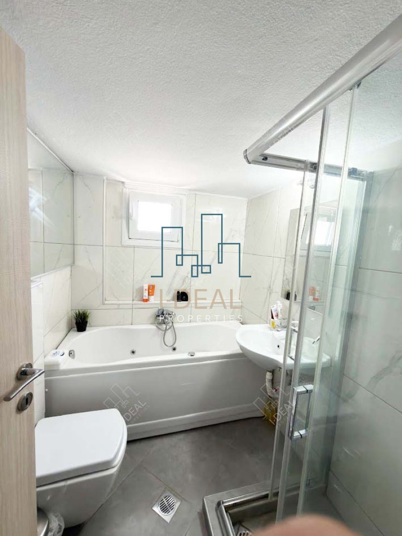 Luxus Penthouse zum Verkauf im Zentrum von Peraia mit Panoramablick auf das Meer · Foto 13
