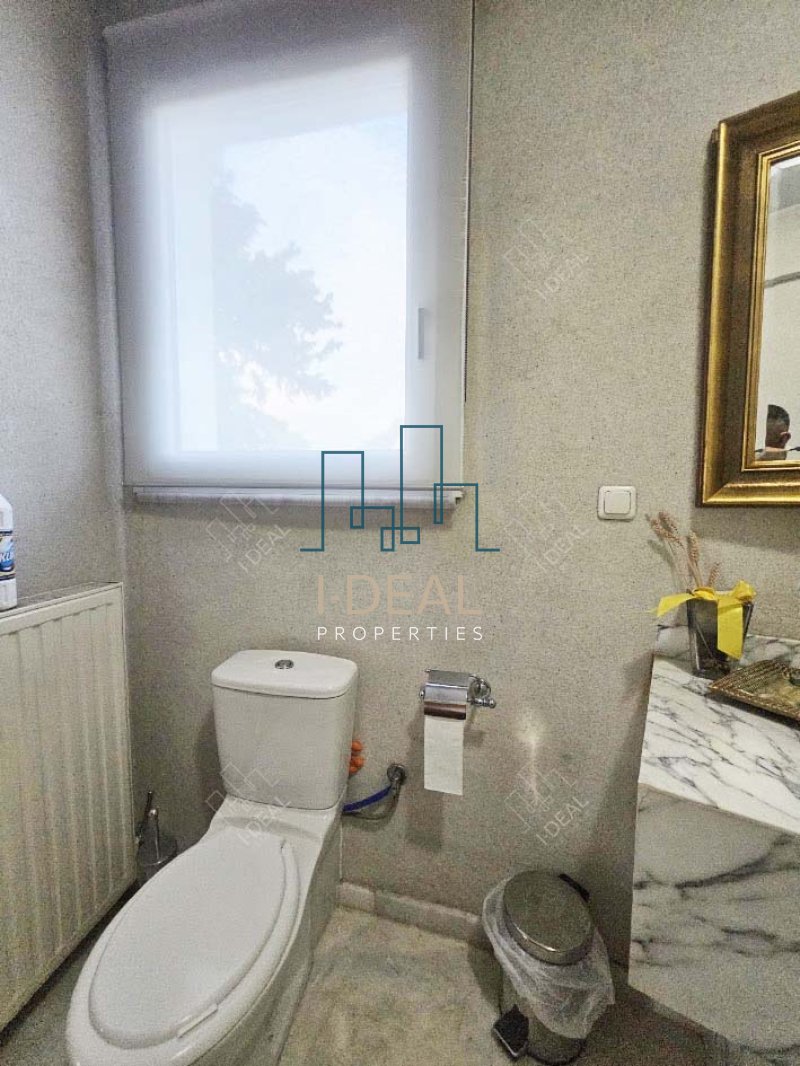 Eine seltene Gelegenheit für diejenigen, die Raum, Privatsphäre und zeitlose Qualität suchen · Foto 18
