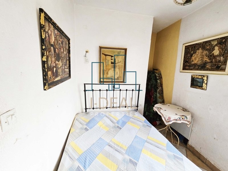 Jedinstvena kuća sa 3 sprata i dvorištem | Trilofos, Mikra · fotografija 41