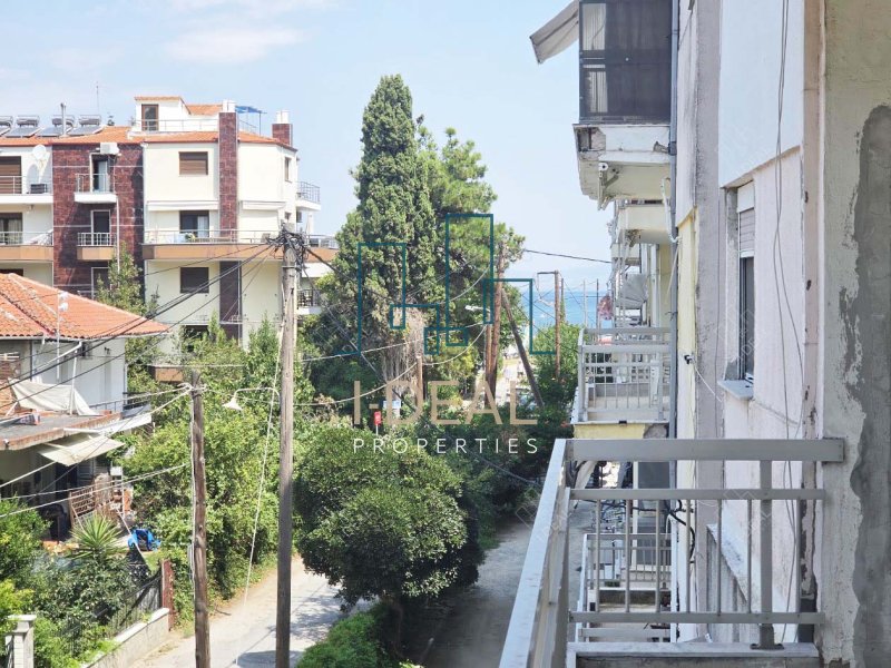 Helle 2nd-Obergeschoss Wohnung zum Verkauf mit Meerblick und Bergblick – nur 150 m vom Strand entfernt · Foto 25