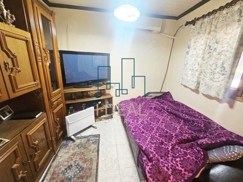 Na prodaju odvojenu kuću na parceli (parcel) · fotografija 18