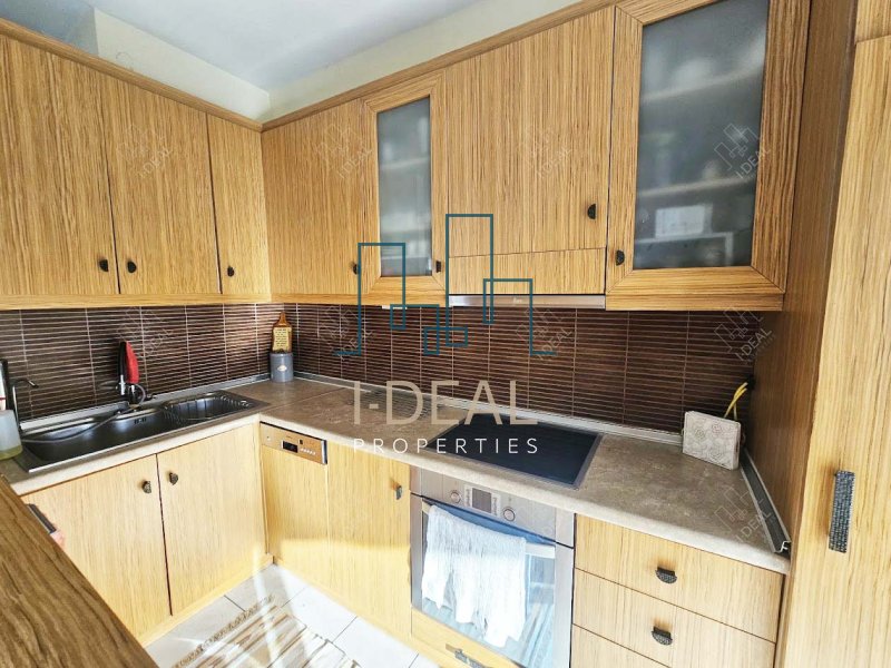 Zum Verkauf: Geräumiges Apartment mit 3 Schlafzimmern in ausgezeichnetem Zustand · Foto 10
