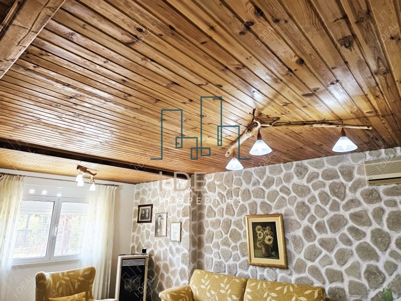 Potpuno renovirana odvojena kuća za prodaju – na zaveri | Samo 350 m od mora · fotografija 18