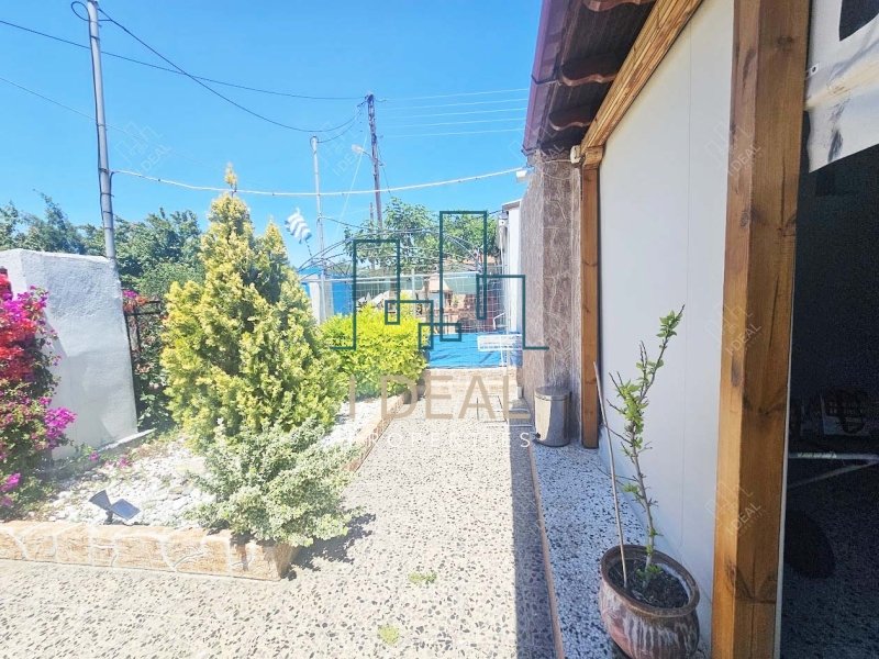 Na prodaju odvojenu kuću na parceli (parcel) · fotografija 13
