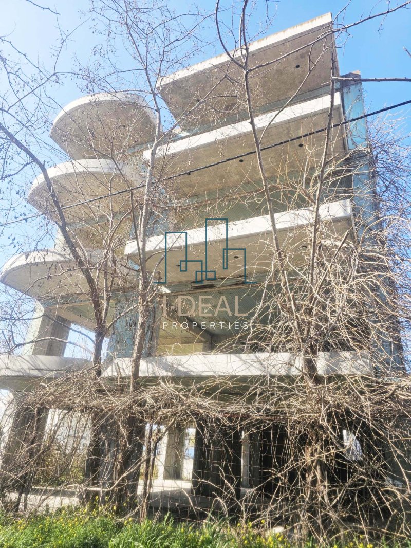 Investicijska nekretnina u blizini mora – potencijal za 9 studija ILI 6 apartmana i krovna terasa · fotografija 2