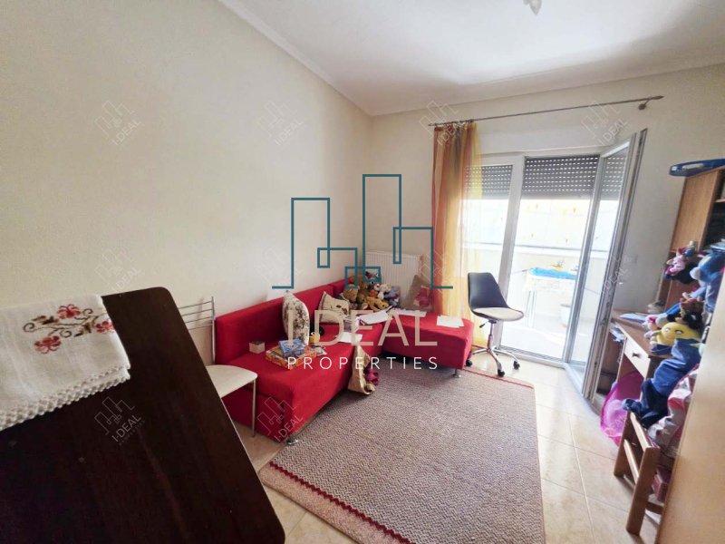 Geräumige Wohnung zum Verkauf – 3 Schlafzimmer, Parkplatz & Open Views · Foto 13