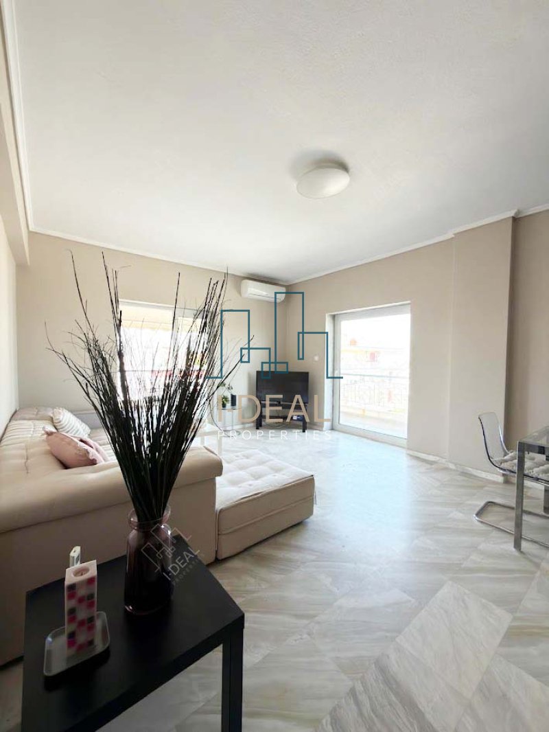 Luxus Penthouse zum Verkauf im Zentrum von Peraia mit Panoramablick auf das Meer · Foto 23