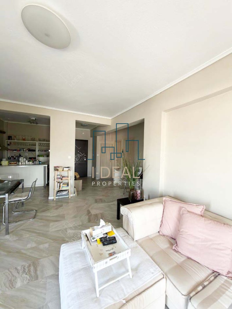 Luxus Penthouse zum Verkauf im Zentrum von Peraia mit Panoramablick auf das Meer · Foto 6