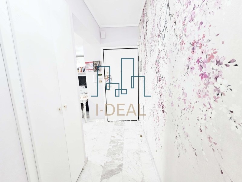 Apartment mit 3 Schlafzimmern im Zentrum von Peraia · Foto 16