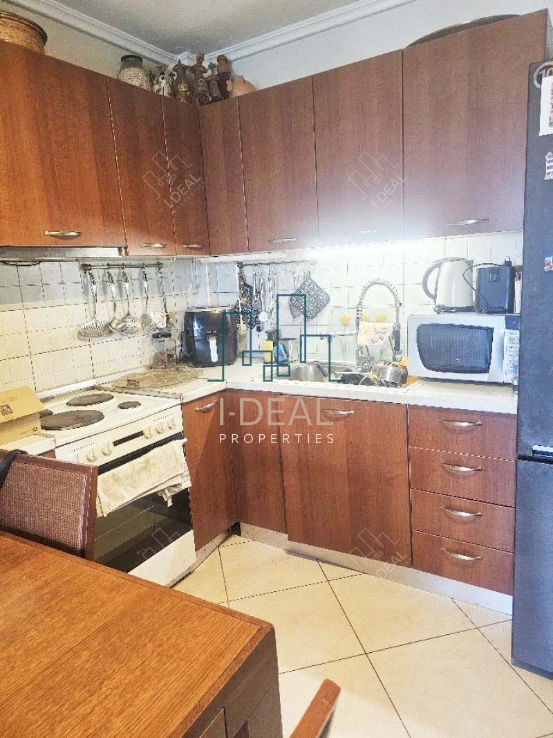 Nea Michaniona – Svetao dvostrano orijentisan apartman za prodaju sa 2 spavaće sobe, parking i skladište · fotografija 5