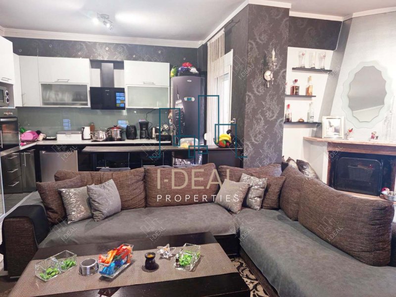Renovirani apartman na vrhu kamile, parking i otvoren pogled – Centralna Peraija, Solunski · fotografija 17