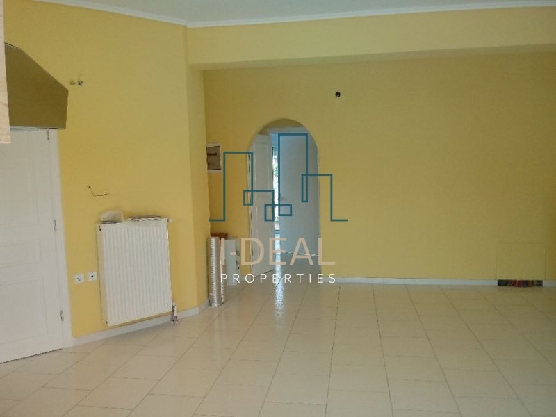 Na prodaju zgradu pored plaže Nea Epivates · fotografija 11