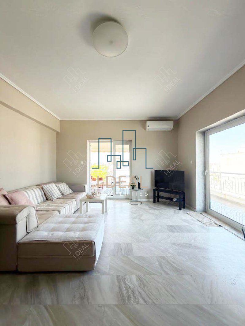 Luxus Penthouse zum Verkauf im Zentrum von Peraia mit Panoramablick auf das Meer · Foto 12