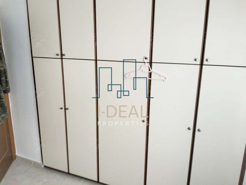 Teilung zum Verkauf in einem sehr zentralen Teil von Kato Peria, 3. Stock Penthouse mit einem schönen vi · Foto 23