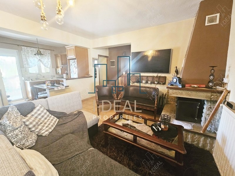 Luxus komplett eingerichtete 2-Zimmer-Wohnung zum Verkauf in Ano Peraia