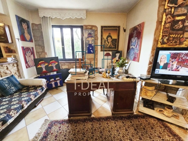 Jedinstvena kuća sa 3 sprata i dvorištem | Trilofos, Mikra · fotografija 7