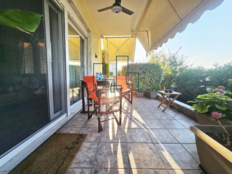 Luxus Maisonette zum Verkauf in Agia Triada – Nur wenige Schritte vom Meer entfernt